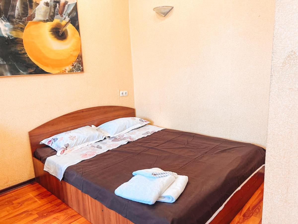 Apartment Near Metro Station Darnitsa Київ Екстер'єр фото