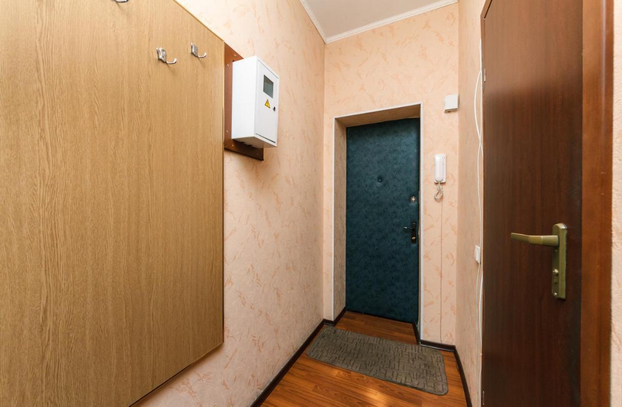 Apartment Near Metro Station Darnitsa Київ Екстер'єр фото